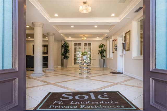 533 NE 3rd Avenue # 425, Fort Lauderdale FL 33301 - Fort Lauderdale, FL - Photo 2