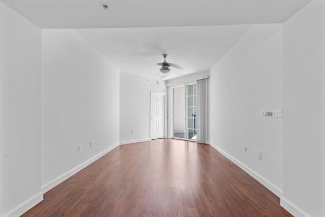 533 NE 3rd Avenue # 425, Fort Lauderdale FL 33301 - Fort Lauderdale, FL - Photo 3