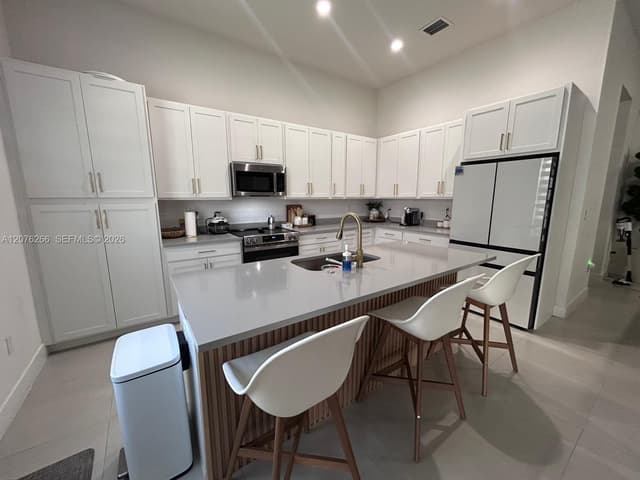 14435 SW 13th Ter, Miami FL 33184 - Miami, FL - Photo 3