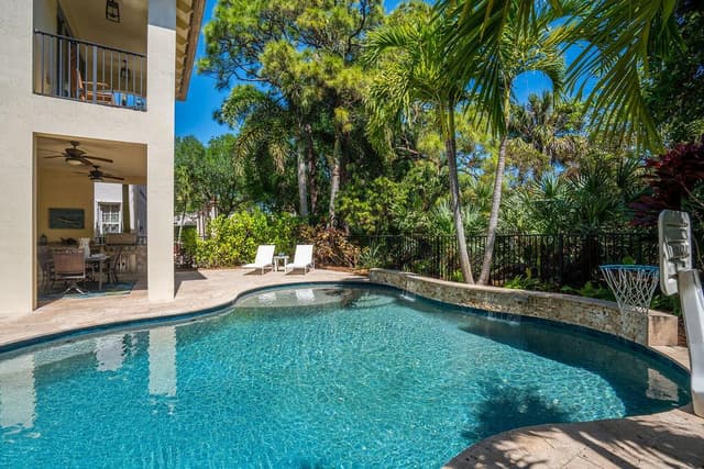 1044 Vintner Boulevard, Palm Beach Gardens FL 33410 - Palm Beach Gardens, FL - Photo 2