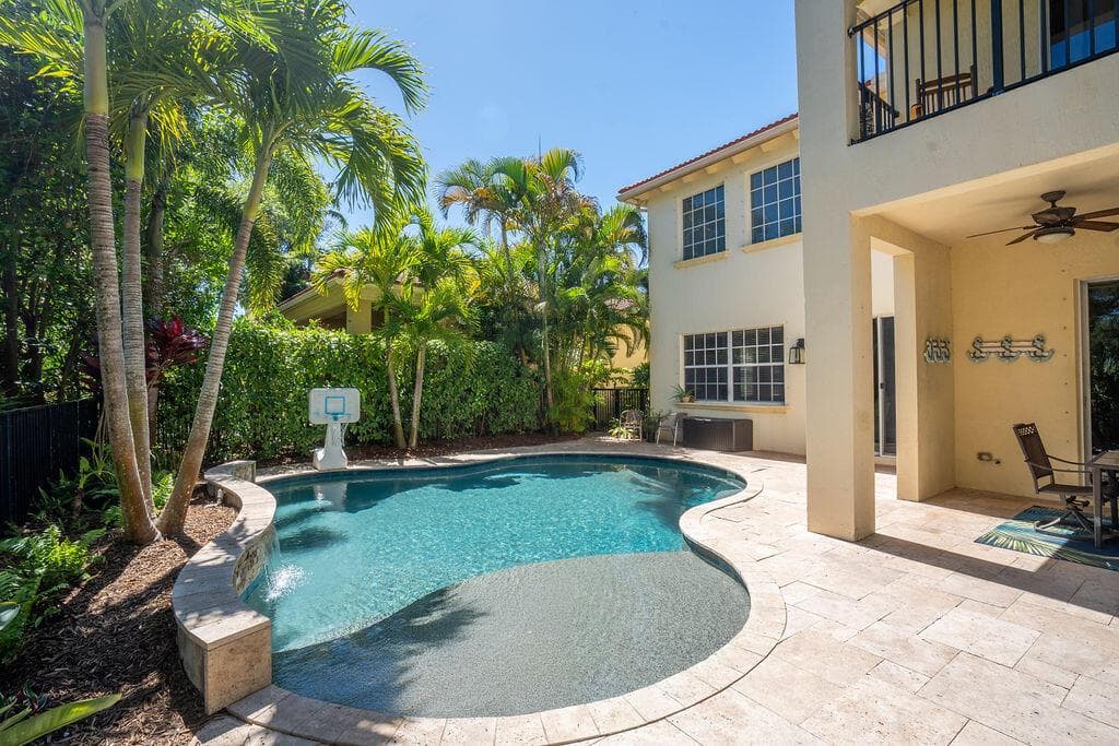 1044 Vintner Boulevard, Palm Beach Gardens FL 33410 - Palm Beach Gardens, FL - Photo 1