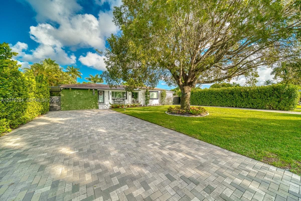 13801 NE 1st Ave, Miami FL 33161 - Miami, FL - Photo 1