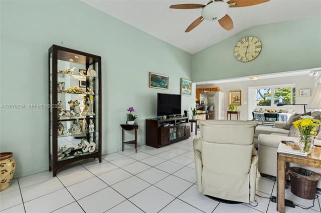 1523 Liberty St, Hollywood FL 33020 - Hollywood, FL - Photo 4