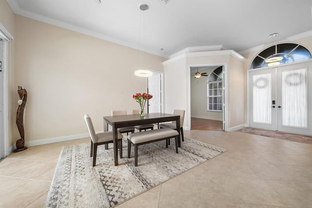 198 Cypress Trace, Royal Palm Beach FL 33411 - Royal Palm Beach, FL - Photo 5