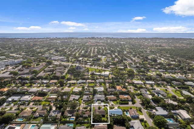 2841 SW 5TH Street, Boynton Beach FL 33435 - Boynton Beach, FL - Photo 2