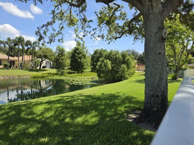 5292 Sancerre Circle, Lake Worth FL 33463 - Lake Worth, FL - Photo 6