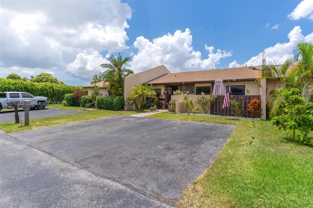 12202 SW 111th Ln, Miami FL 33186 - Miami, FL - Photo 3