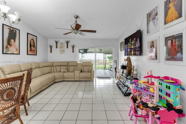 12202 SW 111th Ln, Miami FL 33186 - Miami, FL - Photo 4