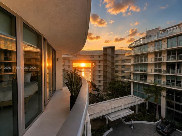 6620 Indian Creek Dr # 505, Miami Beach FL 33141 - Miami Beach, FL - Photo 2