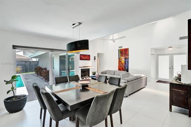 18 Boxwood Rd, Hollywood FL 33021 - Hollywood, FL - Photo 6