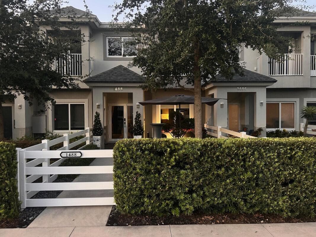 1488 NE 34TH Street, Oakland Park FL 33334 - Oakland Park, FL - Photo 1