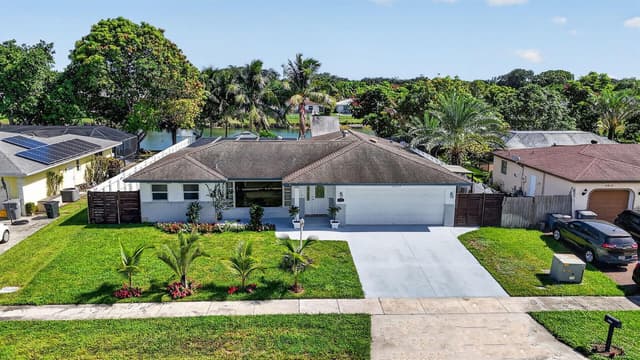4602 BISON Street, Boca Raton FL 33428 - Boca Raton, FL - Photo 2