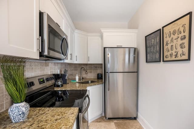 124 Mendoza Ave # 4, Coral Gables FL 33134 - Coral Gables, FL - Photo 7