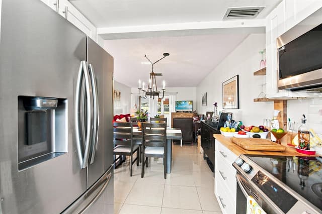 2761 EMORY Drive W # B, West Palm Beach FL 33415 - West Palm Beach, FL - Photo 5