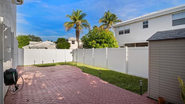 6741 FERN Street, Margate FL 33063 - Margate, FL - Photo 6