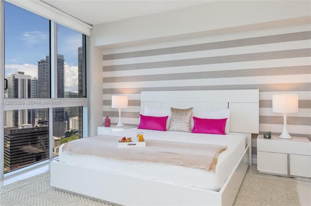 485 Brickell Ave # 3410, Miami FL 33131 - Miami, FL - Photo 4