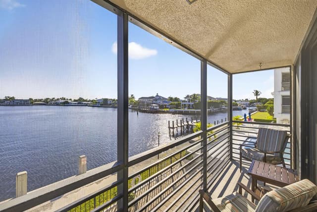 900 NE SPANISH RIVER Boulevard # 2w, Boca Raton FL 33431 - Boca Raton, FL - Photo 3