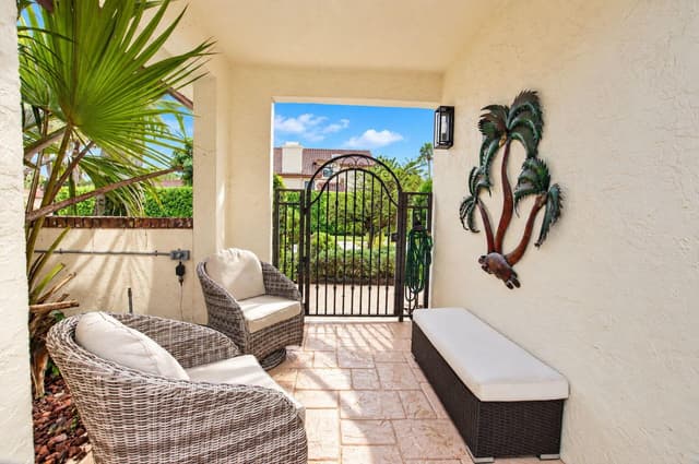 21676 Club Villa Terrace, Boca Raton FL 33433 - Boca Raton, FL - Photo 5