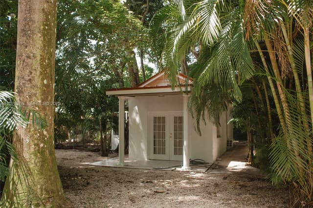 23550 SW 187th Ave, Homestead FL 33031 - Homestead, FL - Photo 2