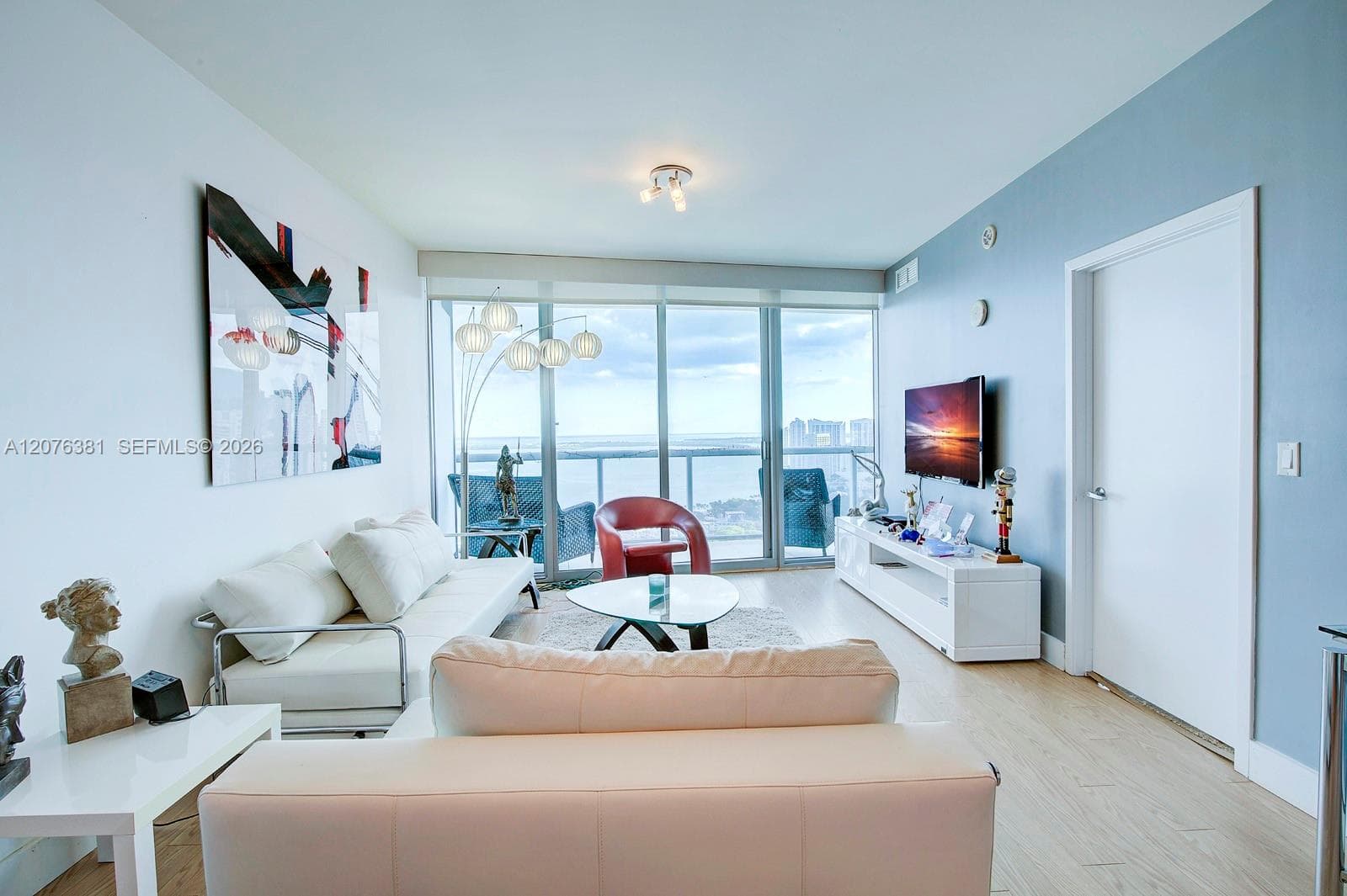 888 Biscayne Blvd # 4007, Miami FL 33132 - Miami, FL - Photo 1