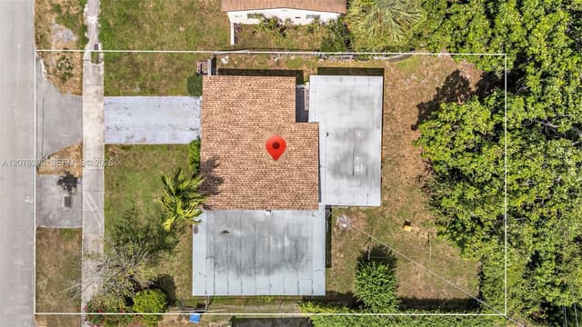 835 NW 84th St, Miami FL 33150 - Miami, FL - Photo 7
