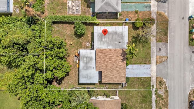 835 NW 84th St, Miami FL 33150 - Miami, FL - Photo 5