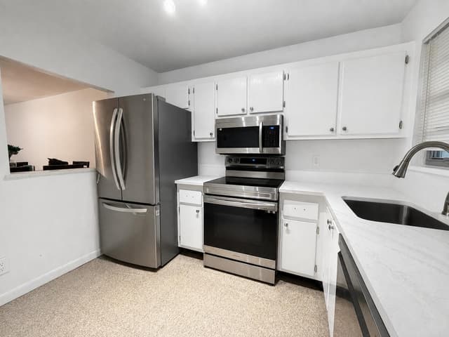 1630 EMBASSY Drive # 309, West Palm Beach FL 33401 - West Palm Beach, FL - Photo 2