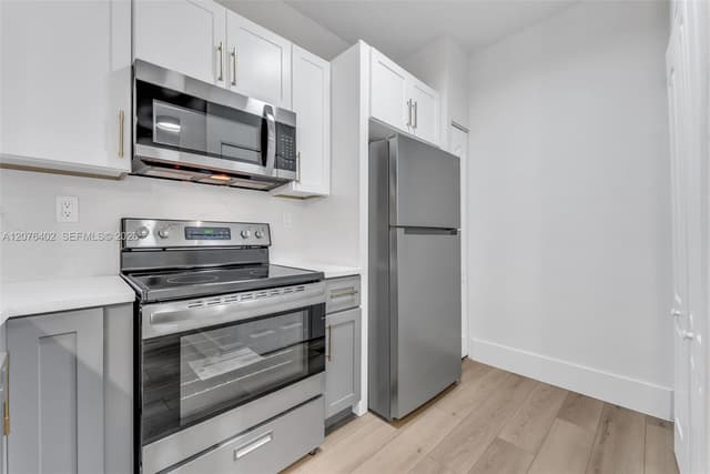 6001 SW 70th St # 512, South Miami FL 33143 - South Miami, FL - Photo 6