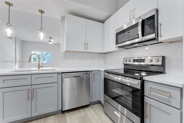 6001 SW 70th St # 512, South Miami FL 33143 - South Miami, FL - Photo 7