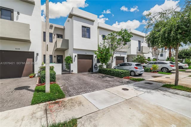 519 SW 91st Pl, Miami FL 33174 - Miami, FL - Photo 3