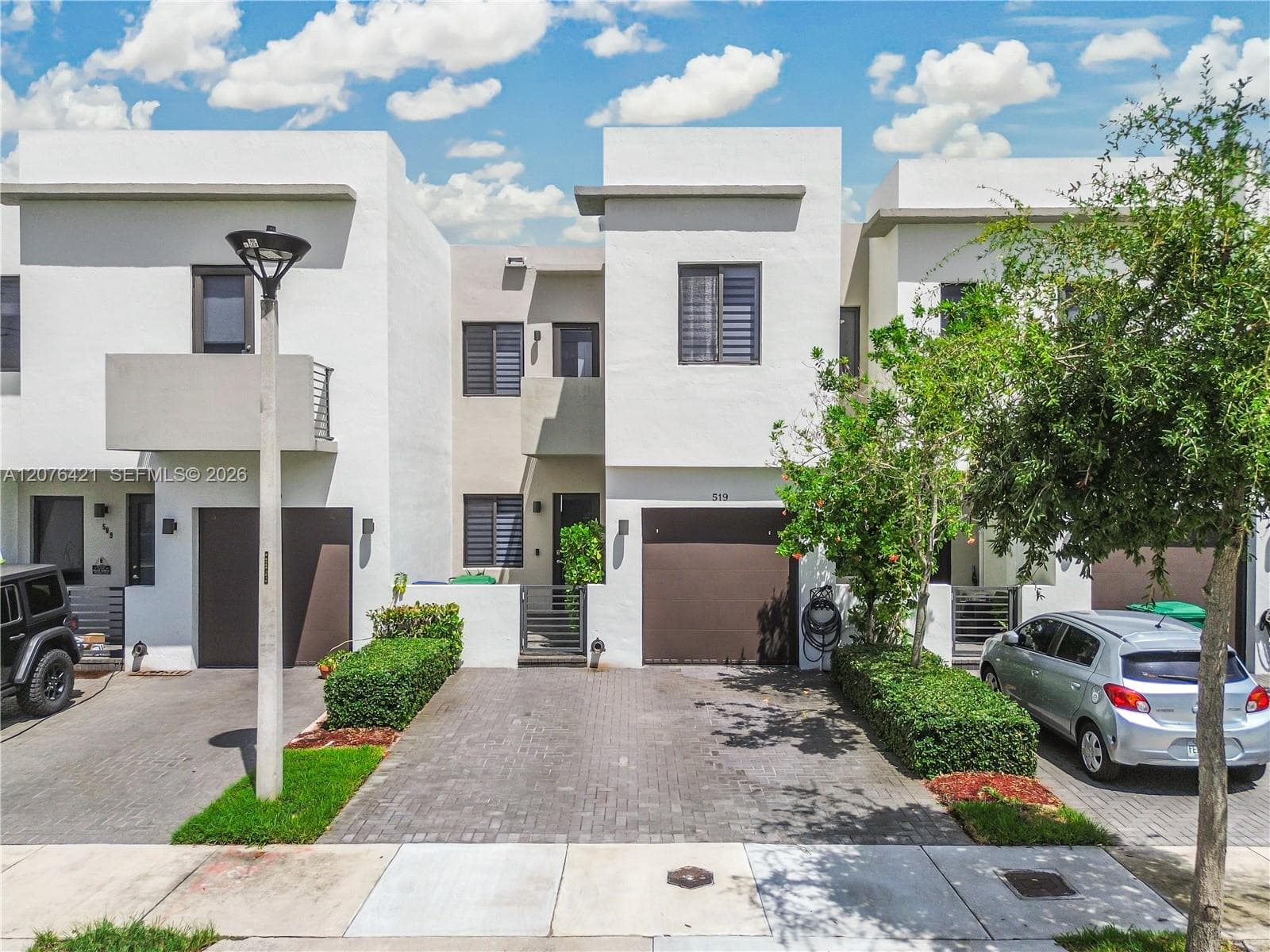 519 SW 91st Pl, Miami FL 33174 - Miami, FL - Photo 1