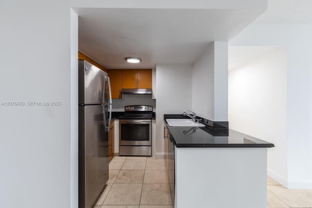 1621 Bay Rd # 604, Miami Beach FL 33139 - Miami Beach, FL - Photo 6