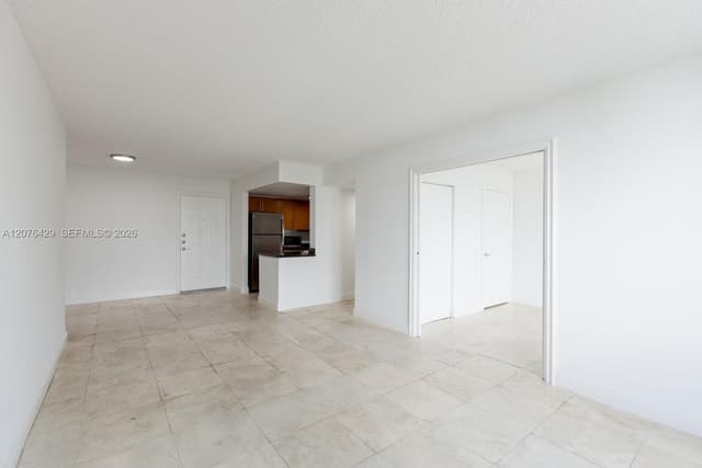 1621 Bay Rd # 604, Miami Beach FL 33139 - Miami Beach, FL - Photo 4