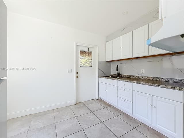 230 NW 56th Ct, Miami FL 33126 - Miami, FL - Photo 7