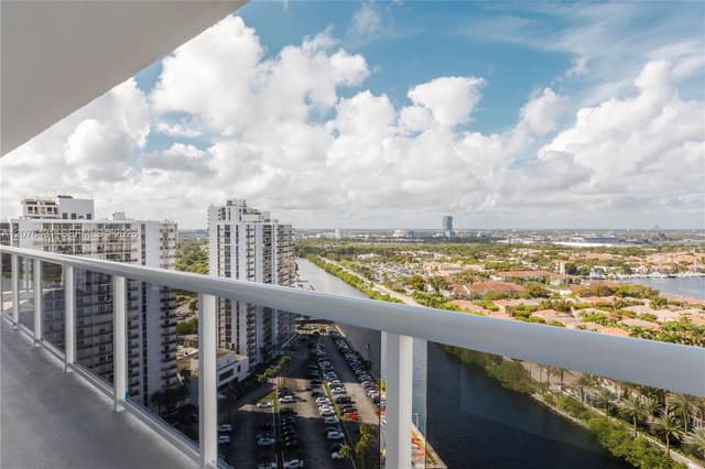 20505 E Country Club Dr # 39, Aventura FL 33180 - Aventura, FL - Photo 4