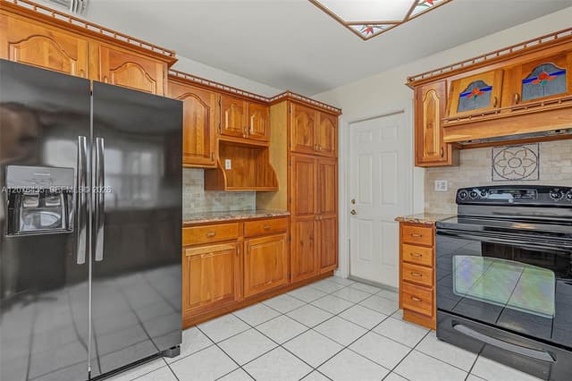 17721 SW 93rd Ave, Palmetto Bay FL 33157 - Palmetto Bay, FL - Photo 7