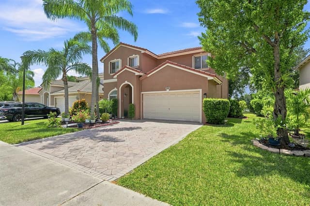 5021 PEBBLEBROOK Terrace, Coconut Creek FL 33073 - Coconut Creek, FL - Photo 2