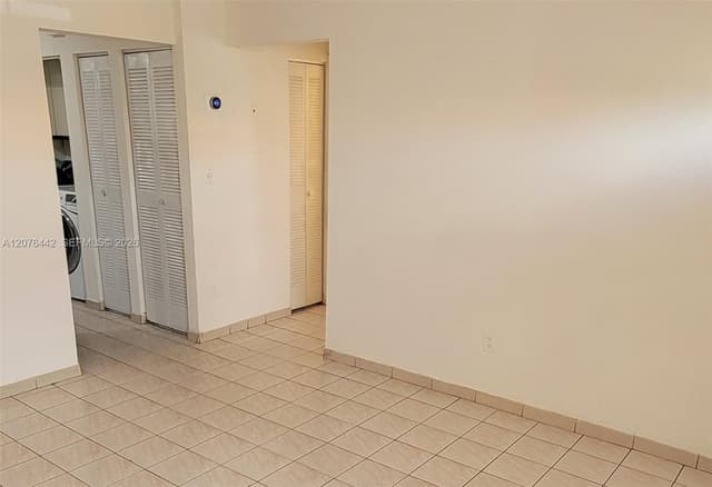 2121 W 54th St, Hialeah FL 33016 - Hialeah, FL - Photo 4