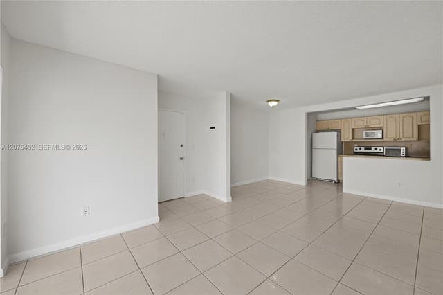 4154 NW 79th Ave # 2A, Doral FL 33166 - Doral, FL - Photo 4