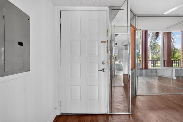 13700 SW 11th Street # 203A, Pembroke Pines FL 33027 - Pembroke Pines, FL - Photo 6