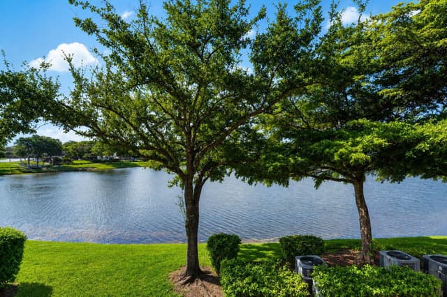 13700 SW 11th Street # 203A, Pembroke Pines FL 33027 - Pembroke Pines, FL - Photo 3