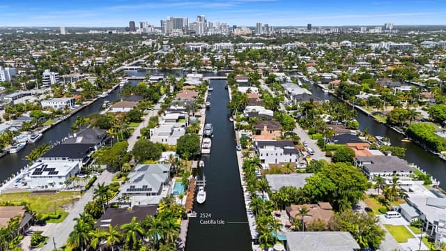 2524 Castilla Isle, Fort Lauderdale FL 33301 - Fort Lauderdale, FL - Photo 3