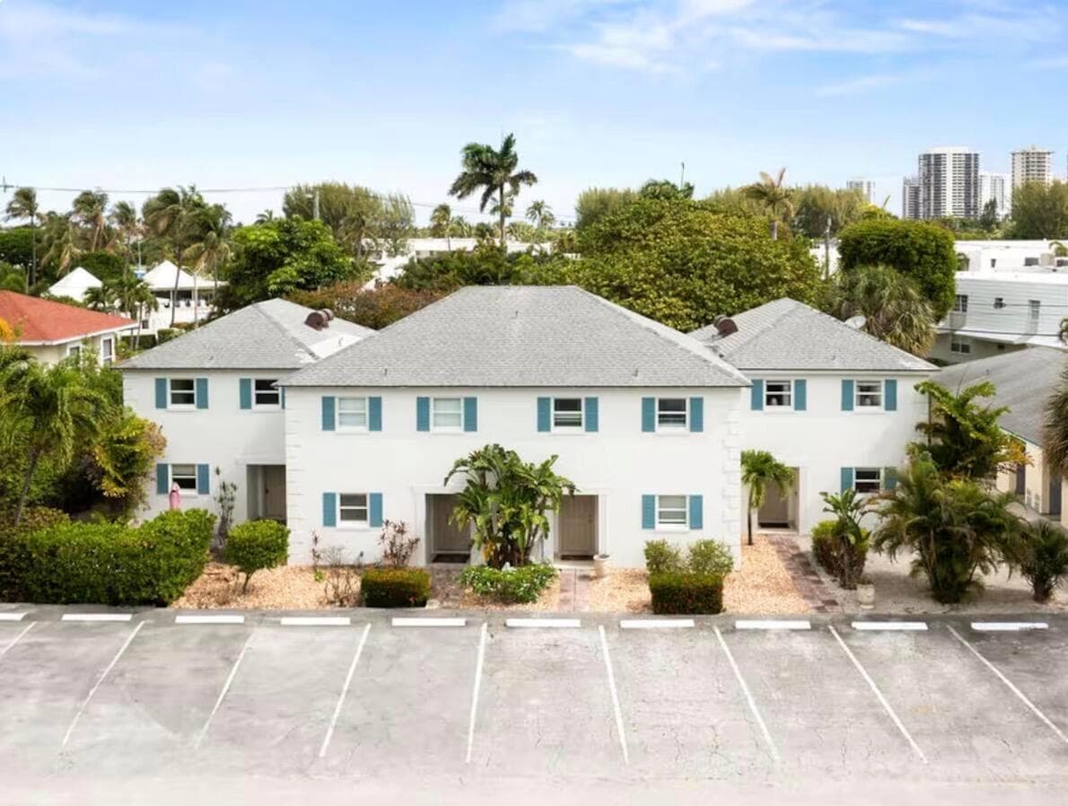 1222 Surf Road, Singer Island FL 33404