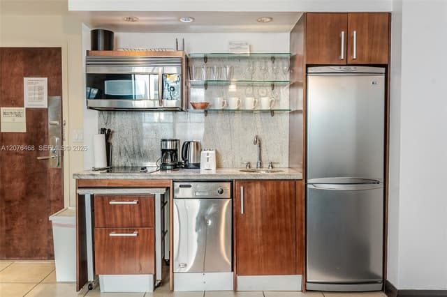 1060 Ocean Dr # D206, Miami Beach FL 33139 - Miami Beach, FL - Photo 7