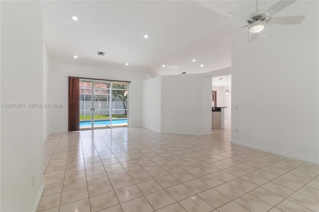 10256 NW 53rd Ct, Coral Springs FL 33076 - Coral Springs, FL - Photo 6