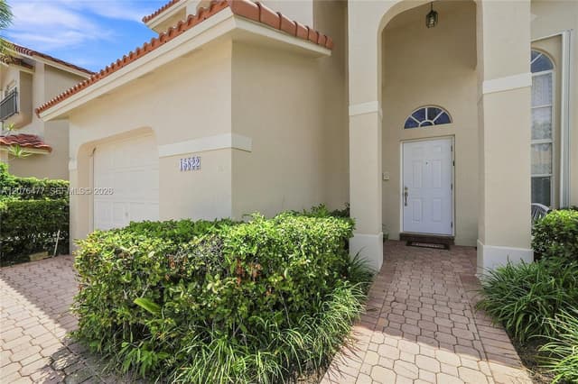 15822 SW 16th Ct, Pembroke Pines FL 33027 - Pembroke Pines, FL - Photo 5