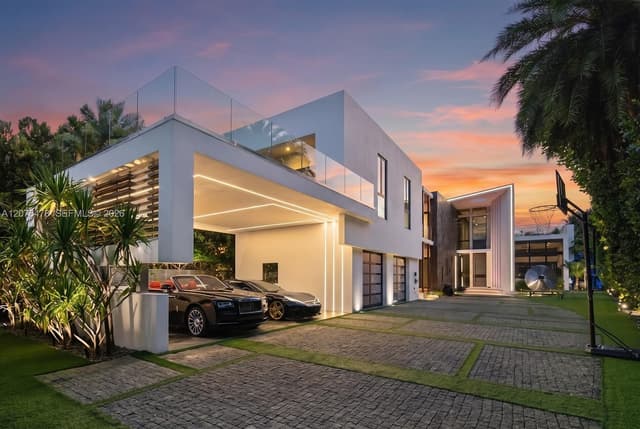 528 Lakeview Ct, Miami Beach FL 33140 - Miami Beach, FL - Photo 6