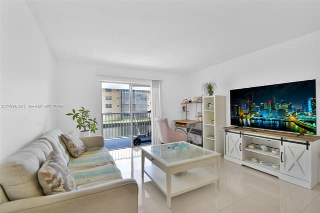 3527 NE 168th St # 203, North Miami Beach FL 33160 - North Miami Beach, FL - Photo 3