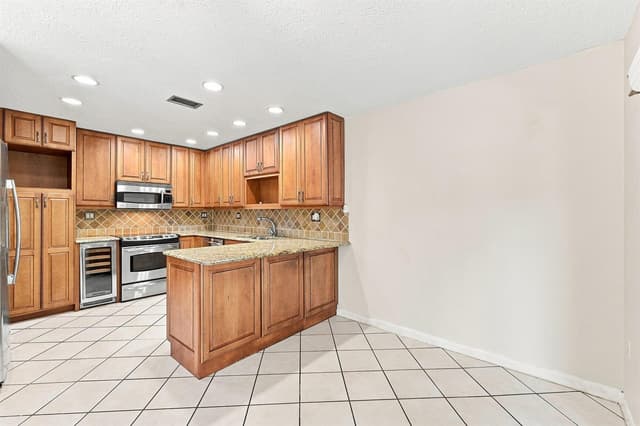 3203 McDonald Street # 3203, Miami FL 33133 - Miami, FL - Photo 6