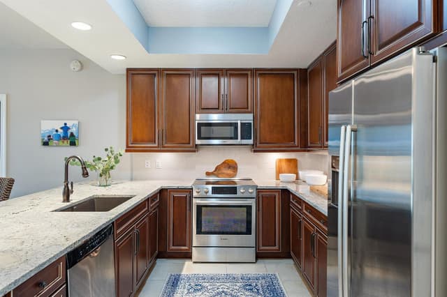 814 BAY COLONY Drive S, Juno Beach FL 33408 - Juno Beach, FL - Photo 3